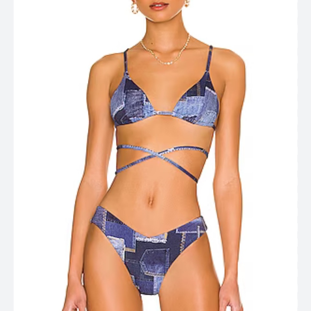 WeWoreWhat swimsuit sz M